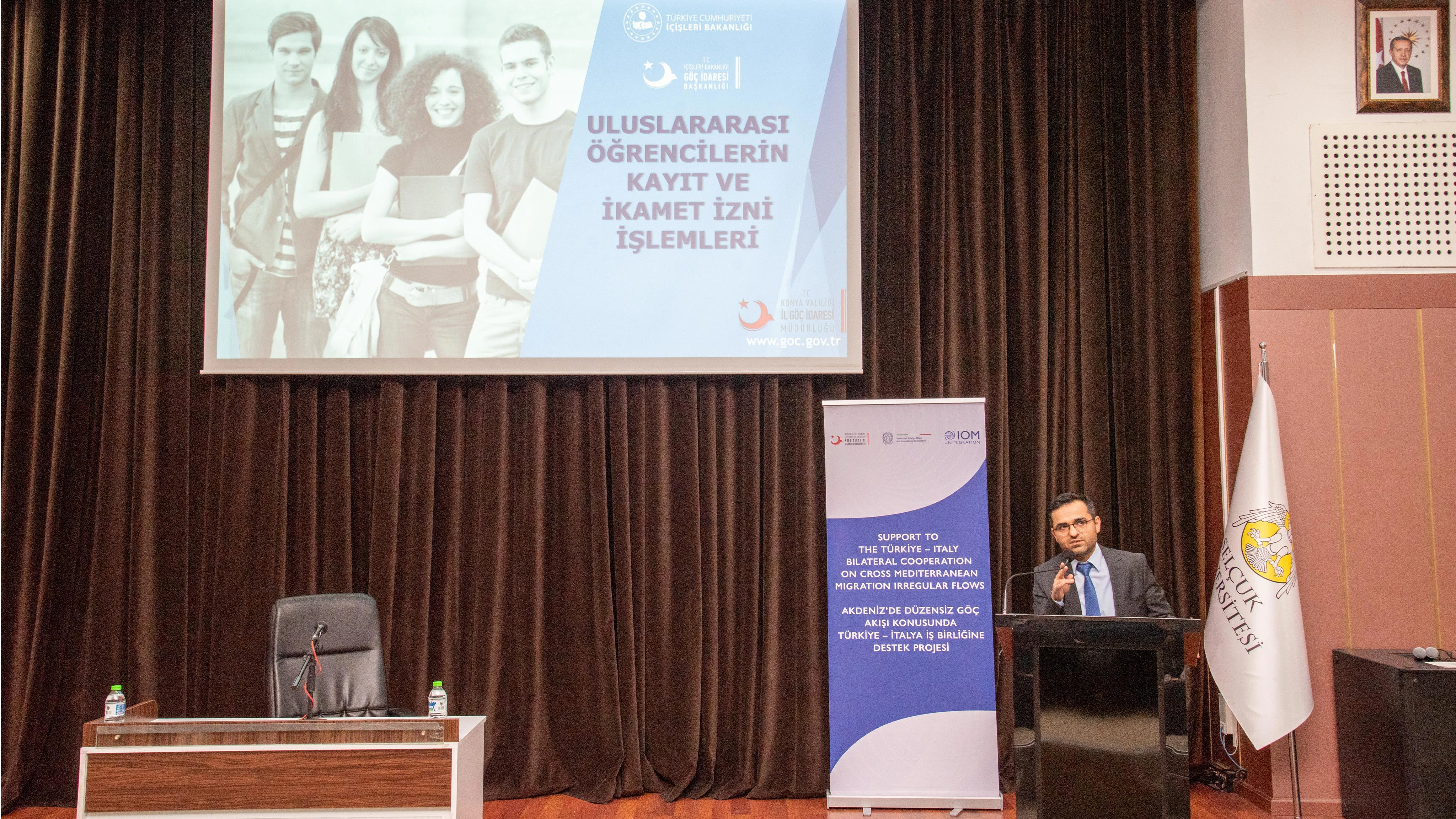 Uluslararası Öğrenciler için Üniversite Bilgilendirme Çalıştayı başladı